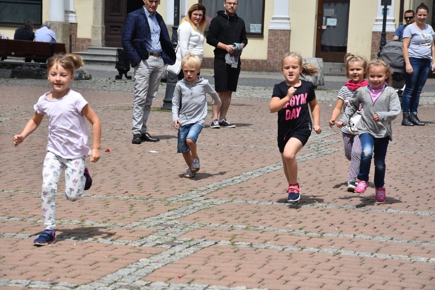 Całe rodziny bawiły się na Rynku w Żorach