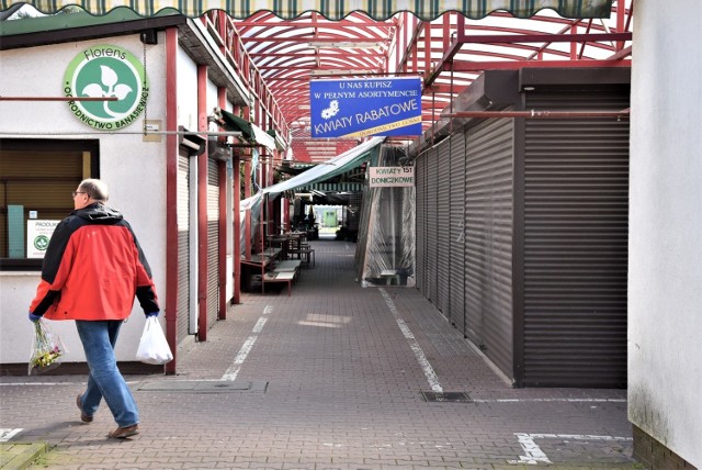 Kupcy z Cytruska wskazują, że z powodu epidemii koronawirusa na targowisku praktycznie nie ma ruchu, a mimo to dopiero od kwietnia mogą liczyć na wsparcie ze strony miasta.