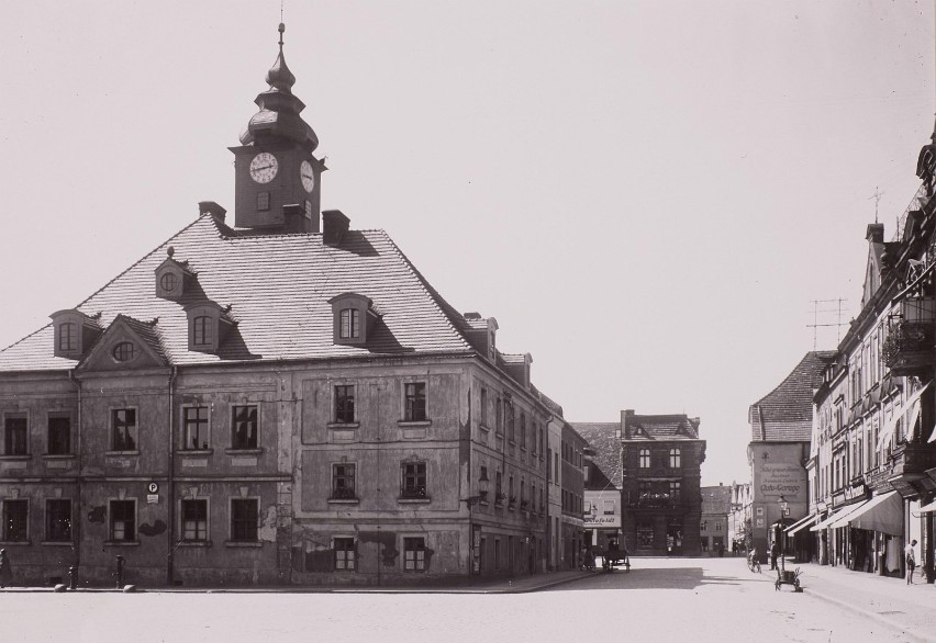 Lubiński rynek kiedyś tak wyglądał. Podobają Wam się stare kamienice? [ZDJĘCIA]