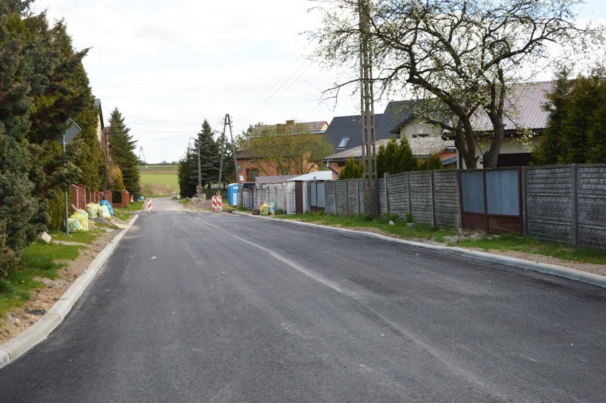 Trwa przebudowa dróg gminnych w Janowie Lubelskim. Zobacz galerię zdjęć