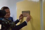 Wiceminister Krzysztof Ciecióra otworzył swoje biuro w Skierniewicach