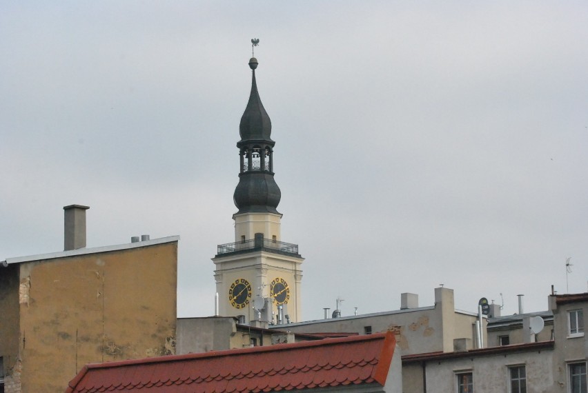 LESZNO. Wieże, wieżyczki i sygnaturki także tworzą krajobraz...