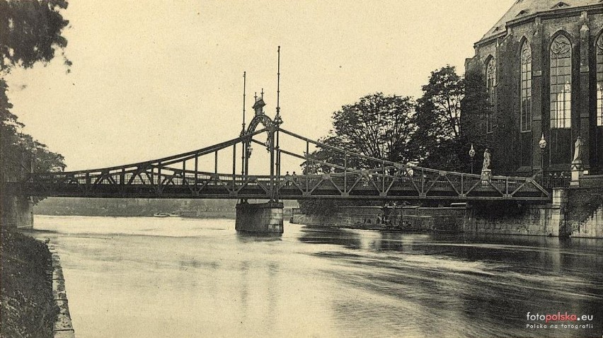 Most Tumski rok po zakończeniu budowy