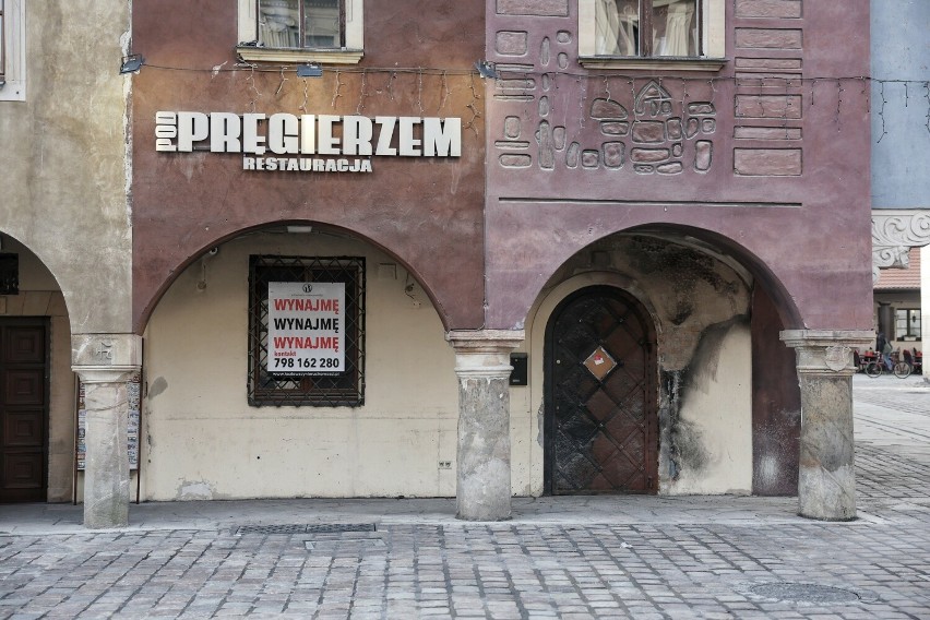 Na Starym Rynku w Poznaniu mnoży się od pustych lokali....
