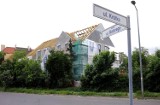 W Legnicy przy ulicy Batorego powstaje Dom z Keramzytu, zobaczcie aktualne zdjęcia