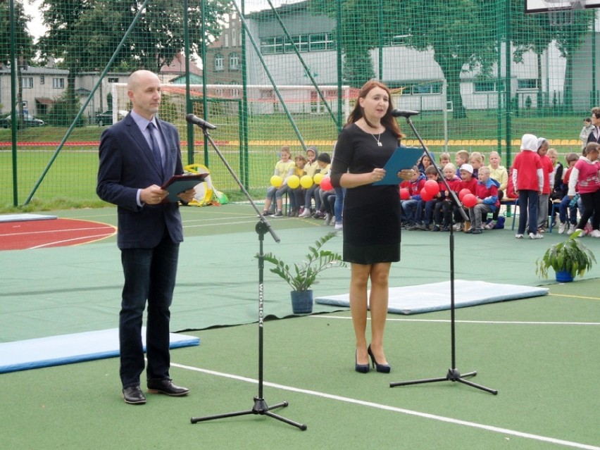 Parlamentarzyści na otwarciu boiska Szkoły Podstawowej nr 1 w Lublińcu [ZDJĘCIA]