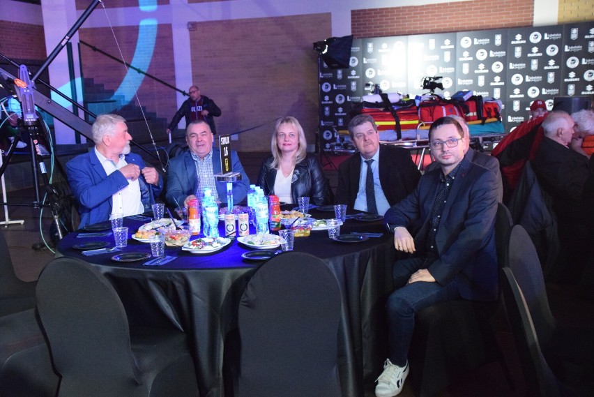 Suzuki Boxing Night w Sokółce. Zobacz, kto kibicował pięściarzom na sportowych trybunach, a kto zasiadł w loży VIP