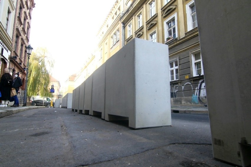 Co to za straszny beton w centrum Wrocławia? Zobaczcie zdjęcia!