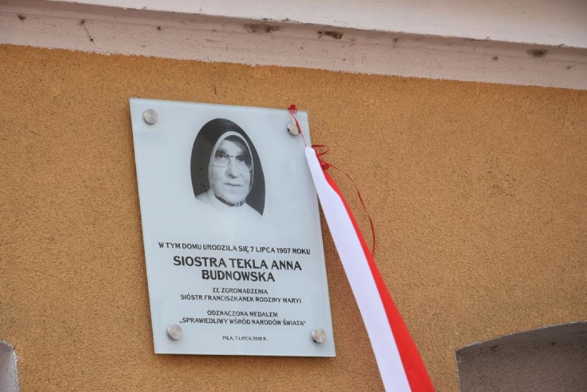 Odsłonięto pamiątkową tablicę na cześć siostry Tekli Anny Budnowskiej! [ZDJĘCIA]