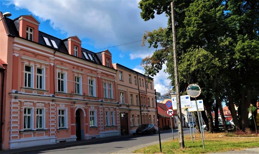 Góra. Najpiękniejsze budynki w mieście. Niektóre błyszczą, inne potrzebują remontu [ZDJĘCIA]