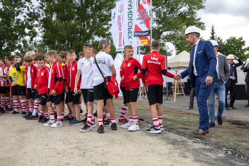 W poniedziałek oficjalnie rozpoczęła się budowa siedziby Szkoły Mistrzostwa Sportowego Resovia