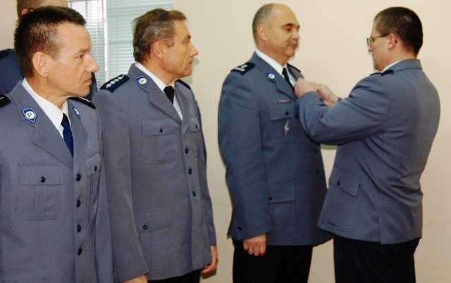KPP w Kole: Srebrny Medal za Długoletnią Służbę dla 3 mundurowych