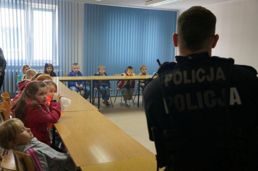 Żory: przedszkolaki u policjantów