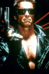 Terminator wraca na ekrany. Pamiętacie najważniejsze wcielenia Arniego?