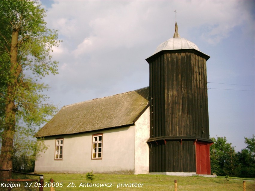 Kościoł filialny w Kiełpinie.