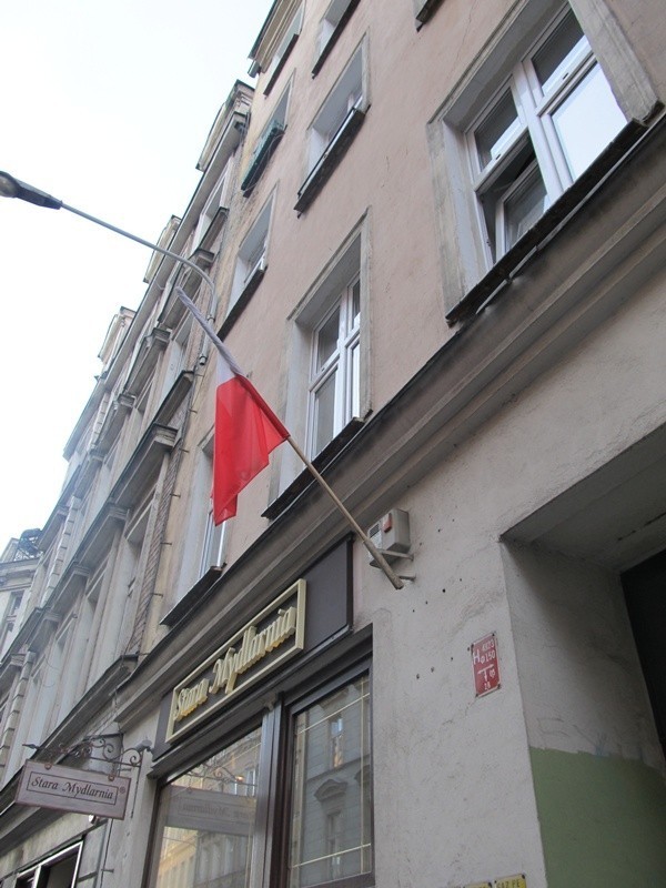Wrocławianie szykują się do Euro, coraz więcej flag na ulicach