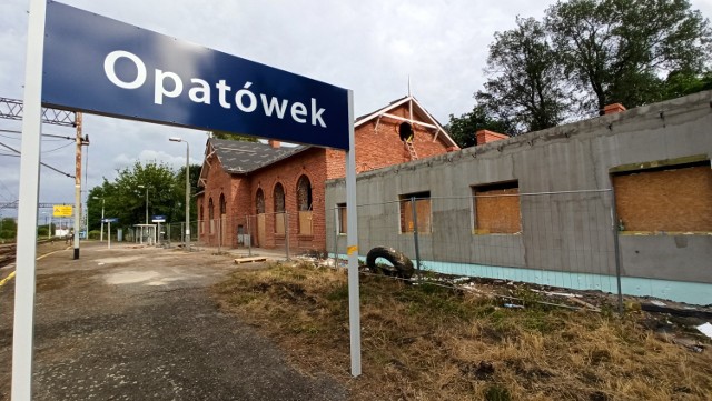 Trwa remont dworca kolejowego w Opatówku