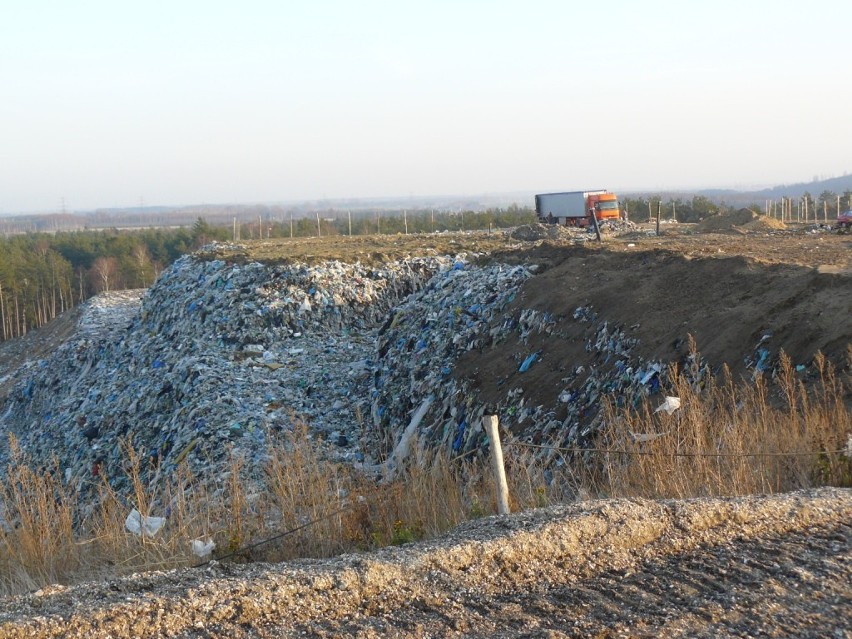 Radni Kamieńska wyrazili wstępną zgodę na rozbudowę składowiska odpadów w Kąsiu