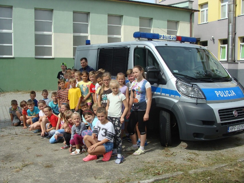 Policja o bezpieczeństwie na półkoloniach w Karsznicach