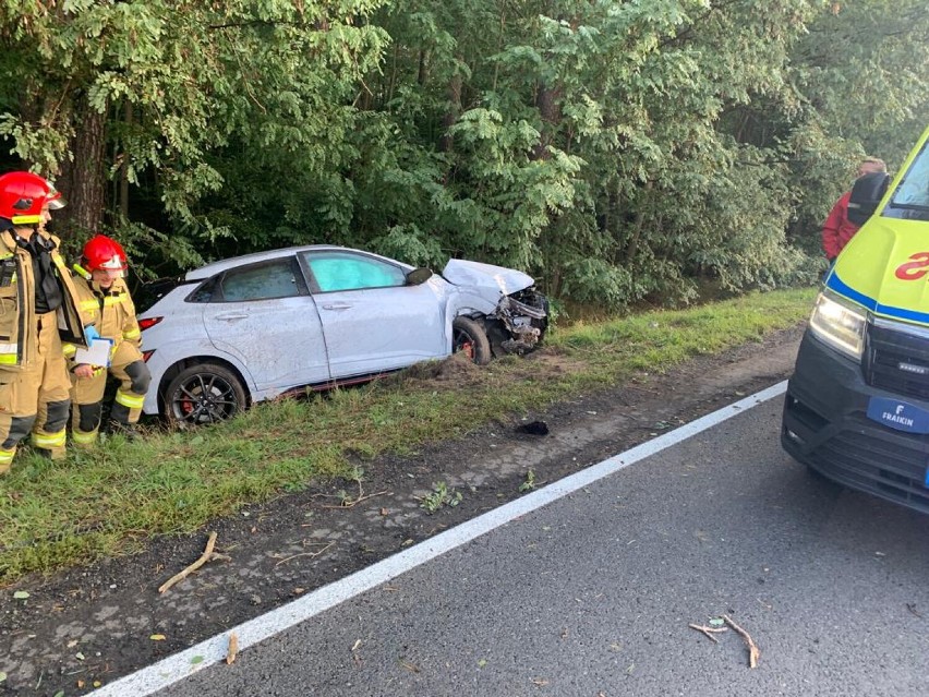 Wypadek na trasie nr 308 pod Bukowcem, wcześniej zderzenie w Wąsowie [FOTO]