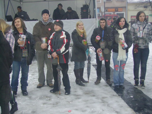 W powiecie Gorlickim w śniegu i na mrozie kwestowało 200 wolontariuszy