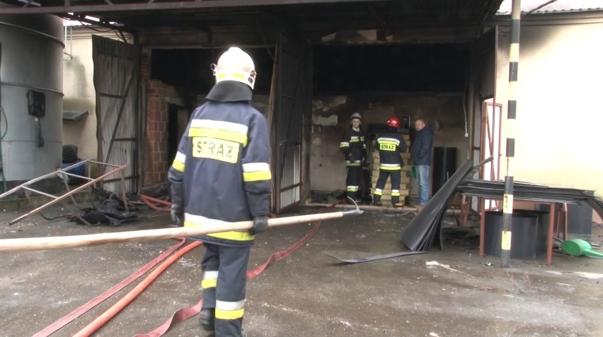 Pożar hali produkcyjnej w miejscowości Biskupie gm. Ślesin