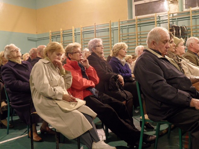 Mieszkańcy Śródmieścia mieli zatroskane miny po tym, co usłyszeli z ust przedstawicieli wodociągów i projektanta