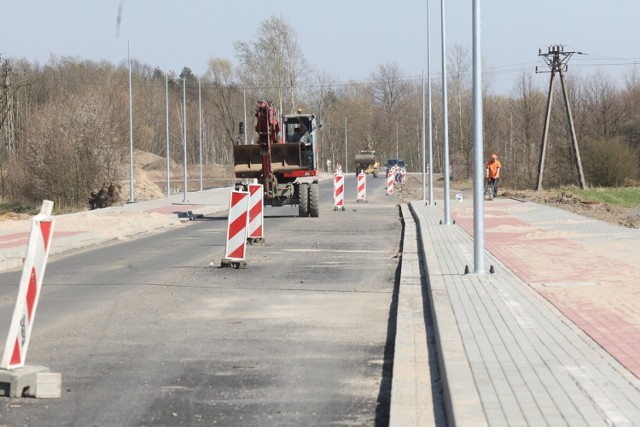 Ulica Szczytnicka nieprzejezdna, trwa remont.