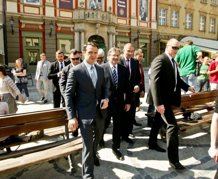 Prezydent Komorowski z krótką wizytą we Wrocławiu (ZDJĘCIA)