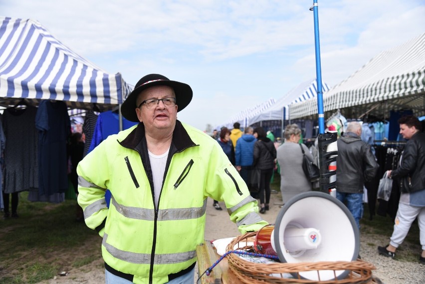 Wiosna na Giełdzie Wschód w Skołoszowie. Sprawdź, czym handlowano 22 kwietnia [ZDJĘCIA]