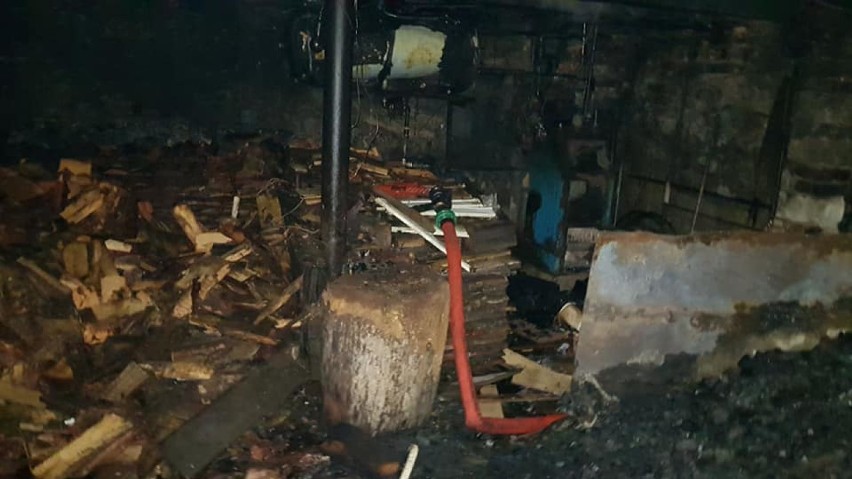 Strażacy z OSP Damasławek gasili dziś nad ranem pożar kotłowni 