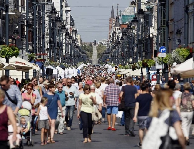 Na najbardziej znanej ulicy w Łodzi pojawią się przedstawiciele jednostek samorządu terytorialnego.