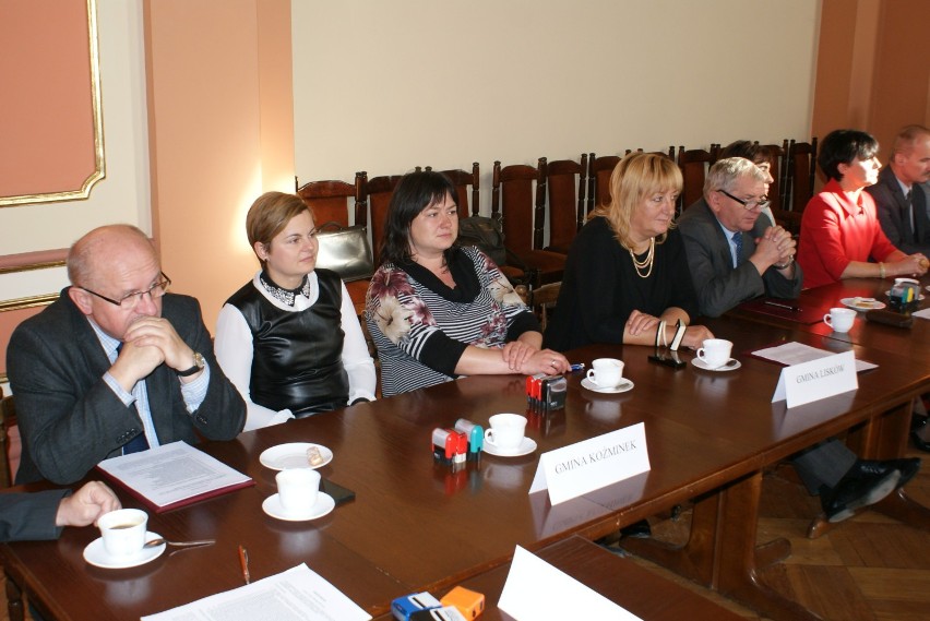 W Kaliszu podpisano porozumienie w sprawie Zintegrowanych...