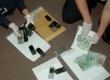 Policja w Pile przechwyciła 600 porcji marihuany