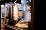 Fatalna jakość kebabów w Polsce. W 8 na 10 dań wykryto istotne nieprawidłowości. Zobacz wyniki pierwszej kontroli kebabów przez IJHARS