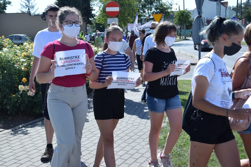 Spora grupa powiedziała dziś stanowcze "nie" planom...