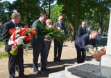 75 rocznica napaści Sowietów na Polskę - w Kościanie złożono kwiaty