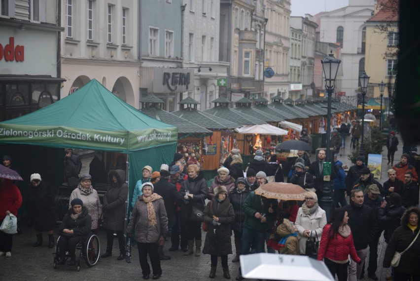 Wigilia miejska w Zielonej Górze. 16 grudnia wspólne kolędowanie na zielonogórskim rynku. Sprawdź, co jeszcze będzie się działo!