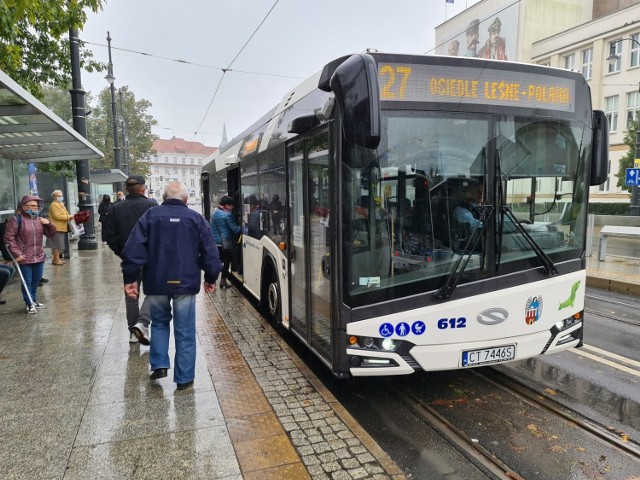 W czwartek 6 stycznia inaczej będzie funkcjonować w Toruniu komunikacja miejska. Autobusy linii nr 27 pojadą według niedzielnych rozkładów jazdy