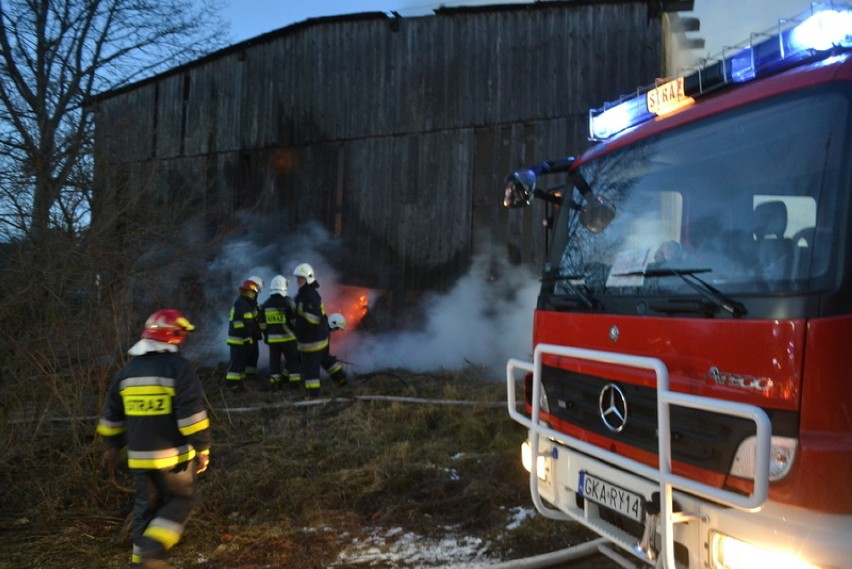 Pożar stodoły w Leźnie 5-02-2016