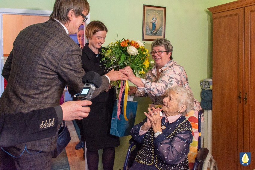 Najstarsza mieszkanka powiatu tczewskiego obchodziła 106. urodziny! [ZDJĘCIA]