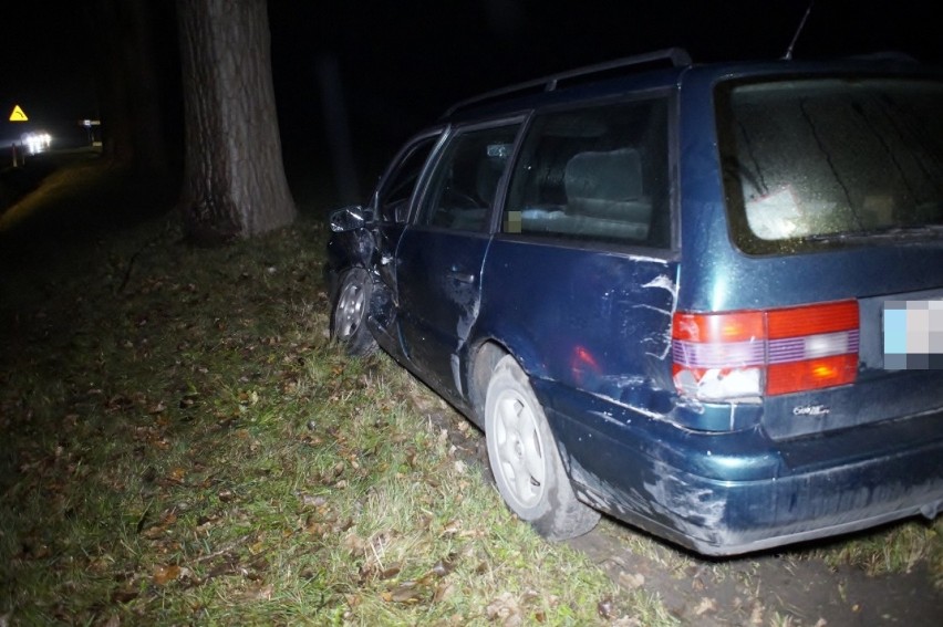 Zderzenie dwóch samochodów osobowych w Niestkowie