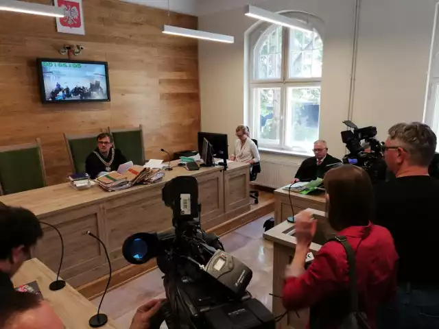 Dzisiaj w bydgoskim sądzie nie było ani byłego zakonnika ani jego ofiary, tylko ich prawnicy