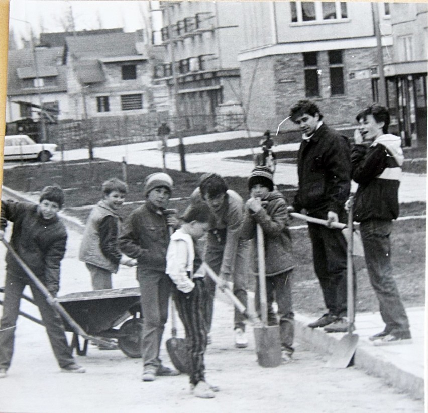 Stargard 1988. Komputery, ochrona środowiska, korowód i czyny społeczne ZDJĘCIA 