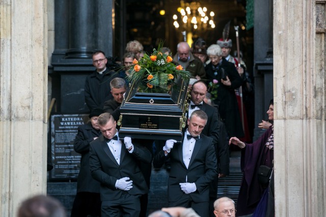 Kraków pożegnał księdza Bielańskiego. Msza święta odbyła się w katedrze na Wawelu, pogrzeb odbył się na cmentarzu na Salwatorze.