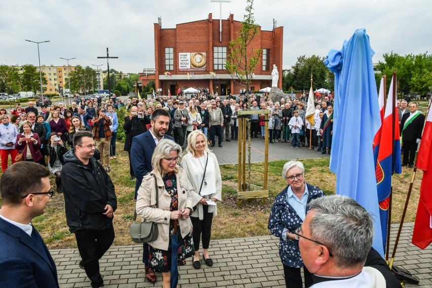 Nowy skwer w bydgoskim Fordonie - oficjalnie pod nazwą Matki...