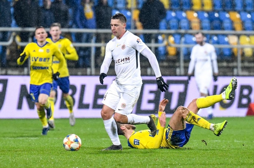 Jakub Tosik rozegrał w barwach GKS-u Bełchatów, Polonii...