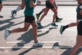 10 maratonów w 10 dni! Cel to zebranie środków na leczenie i rehabilitację Madzi ze Śmigla