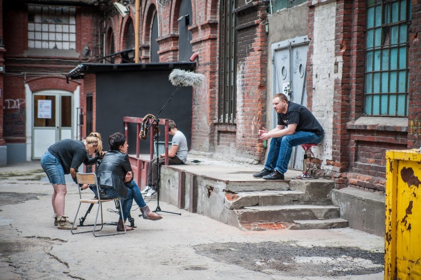 Filmowcy kręca film o pubie Łódź Kaliska