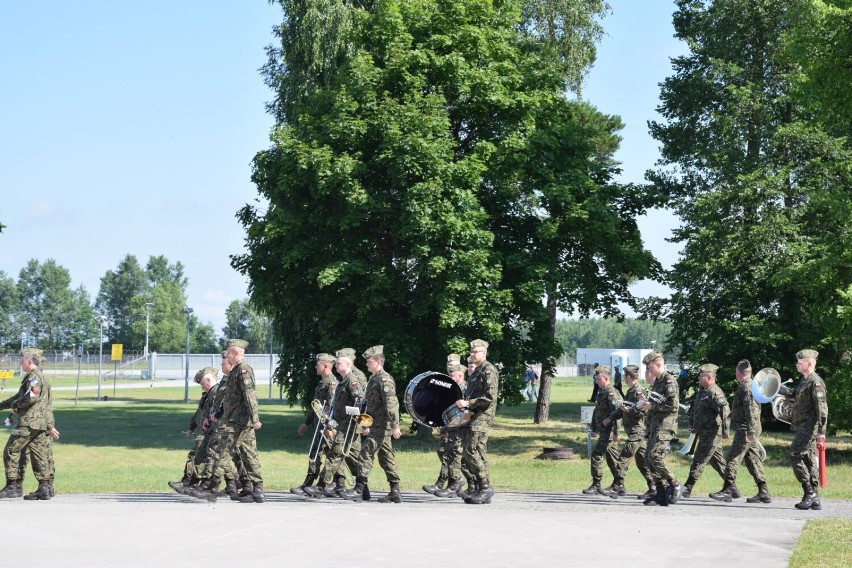 Zmiana dowódcy w 32 bazie w Łasku ZDJĘCIA I FILM